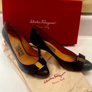 Salvatore Ferragamo pumps